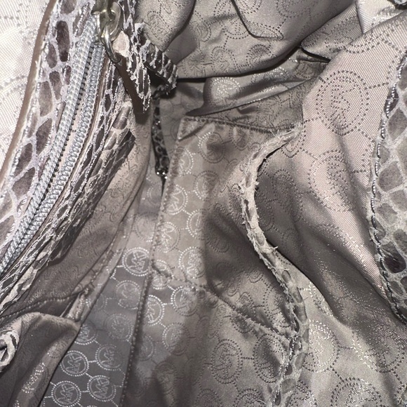 Michael Kors Large Hamilton Python-Print Tote - Picture 12 of 12